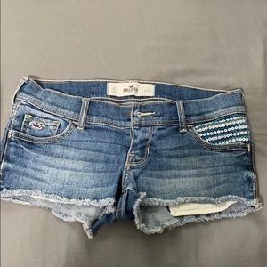 FREE W ANY $15 PURCHASE